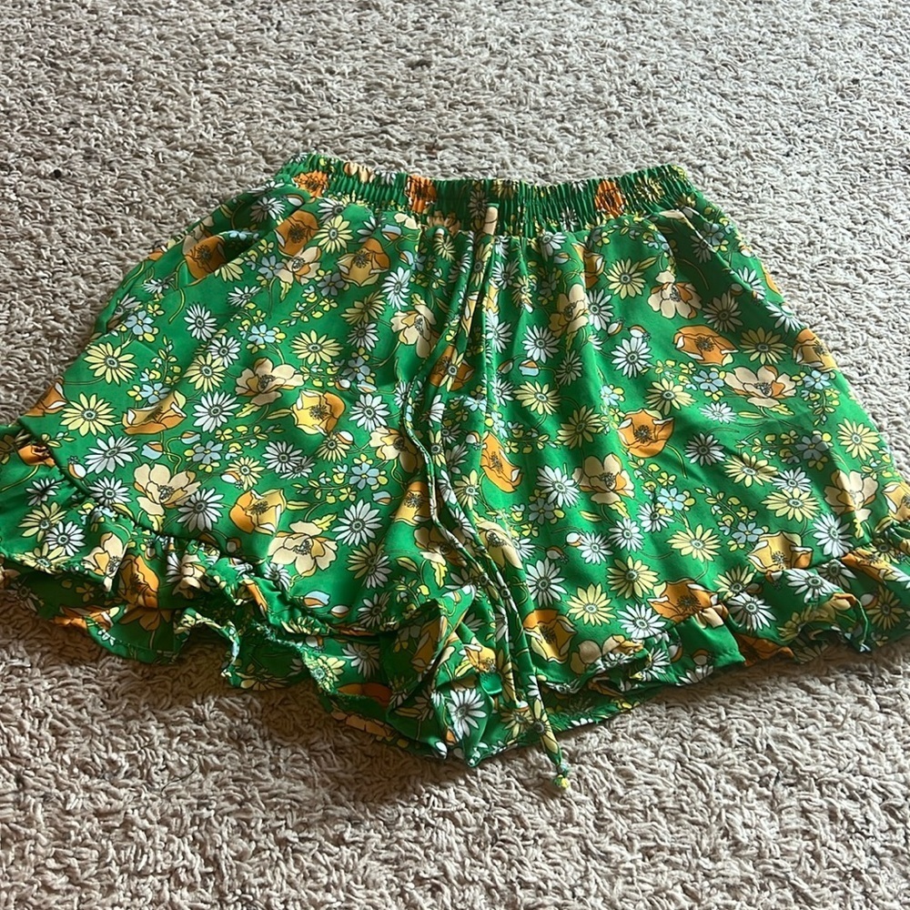 Sienna sky floral shorts